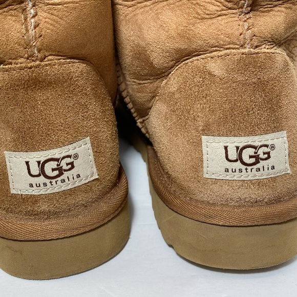 Authentic UGG Classic II Tall Boot Chestnut Suede Genuine Shearling Lined size 8 - Picture 5 of 15